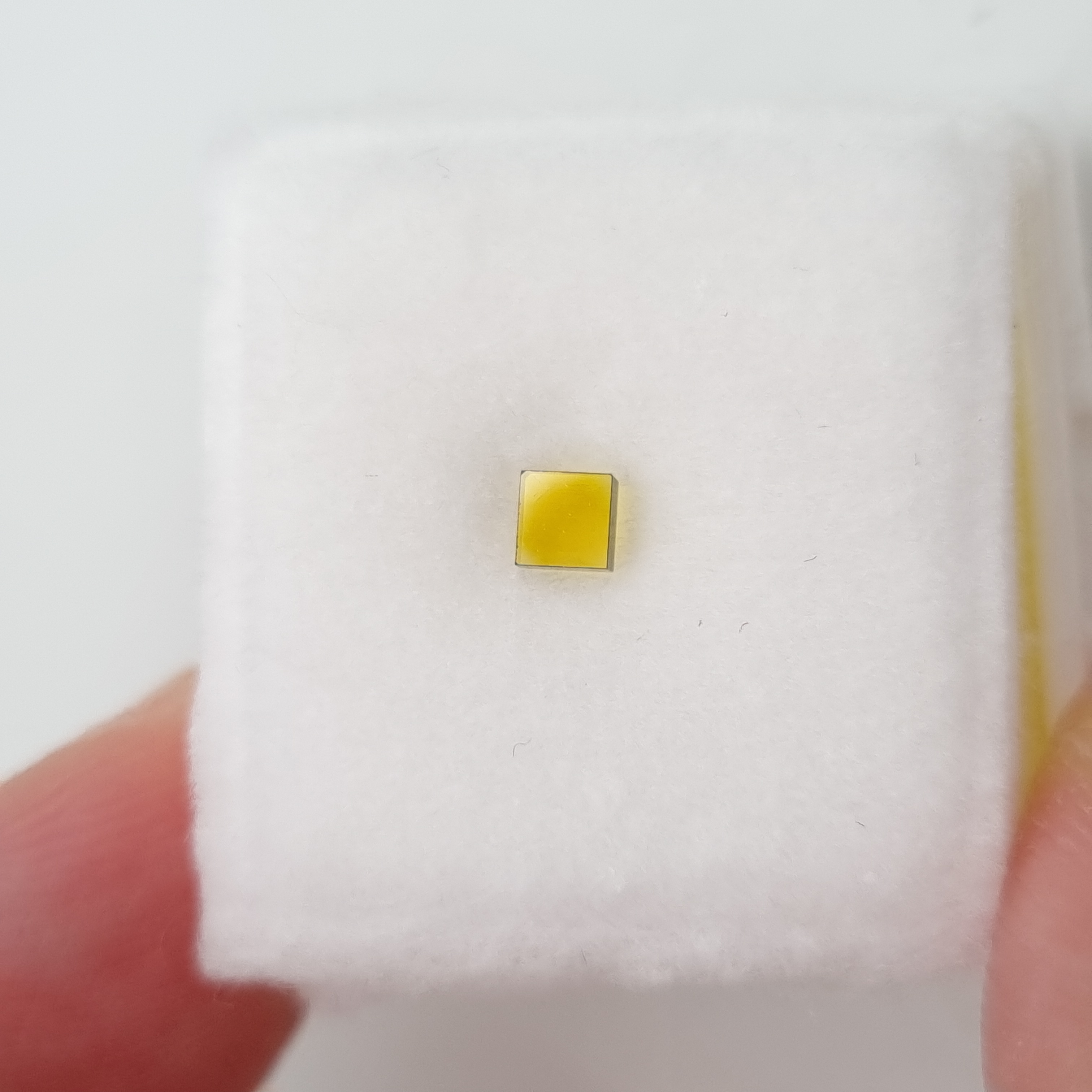 HPHT synthetic diamond, 0.194ct, manufactured by Sumitomo (2000).